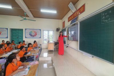 HỘI THI GIÁO VIÊN DẠY GIỎI TRƯỜNG TH KHÁNH THƯỢNG – LAN TỎA NHIỆT HUYẾT, TRUYỀN CẢM HỨNG YÊU NGHỀ 