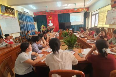 Trường Tiểu học Khánh Thượng – phường Yên Thắng tổ chức chuyên đề Tập huấn hướng dẫn sử dụng bộ tài liệu vở bài tập. Kiểm tra, đánh giá năng lực môn học lớp 1-9